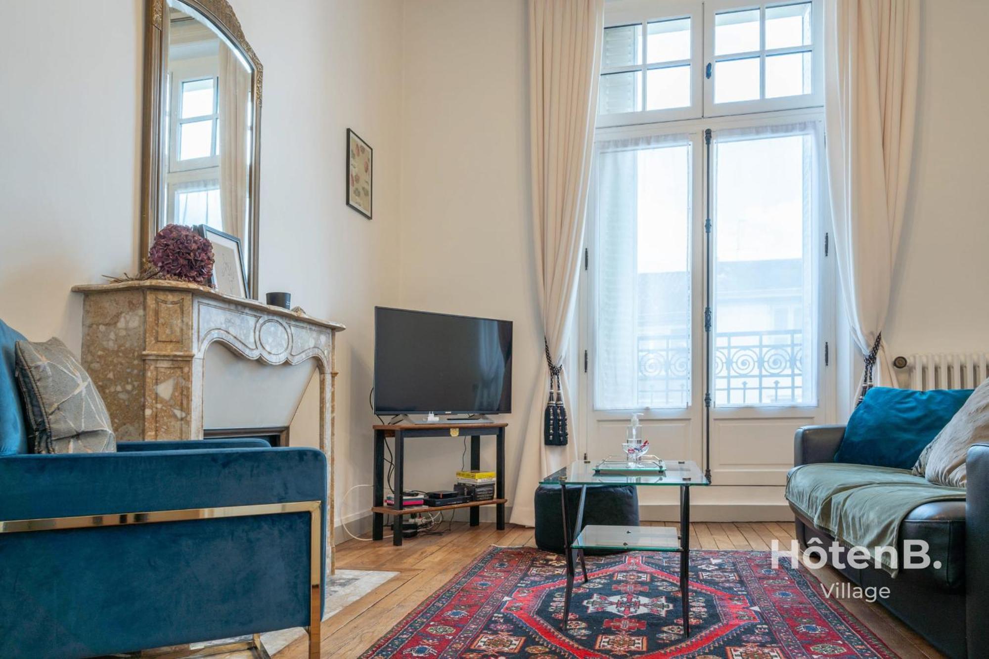 "Les Effrontes" Louis Blanc Charming Apartment Лимож Экстерьер фото
