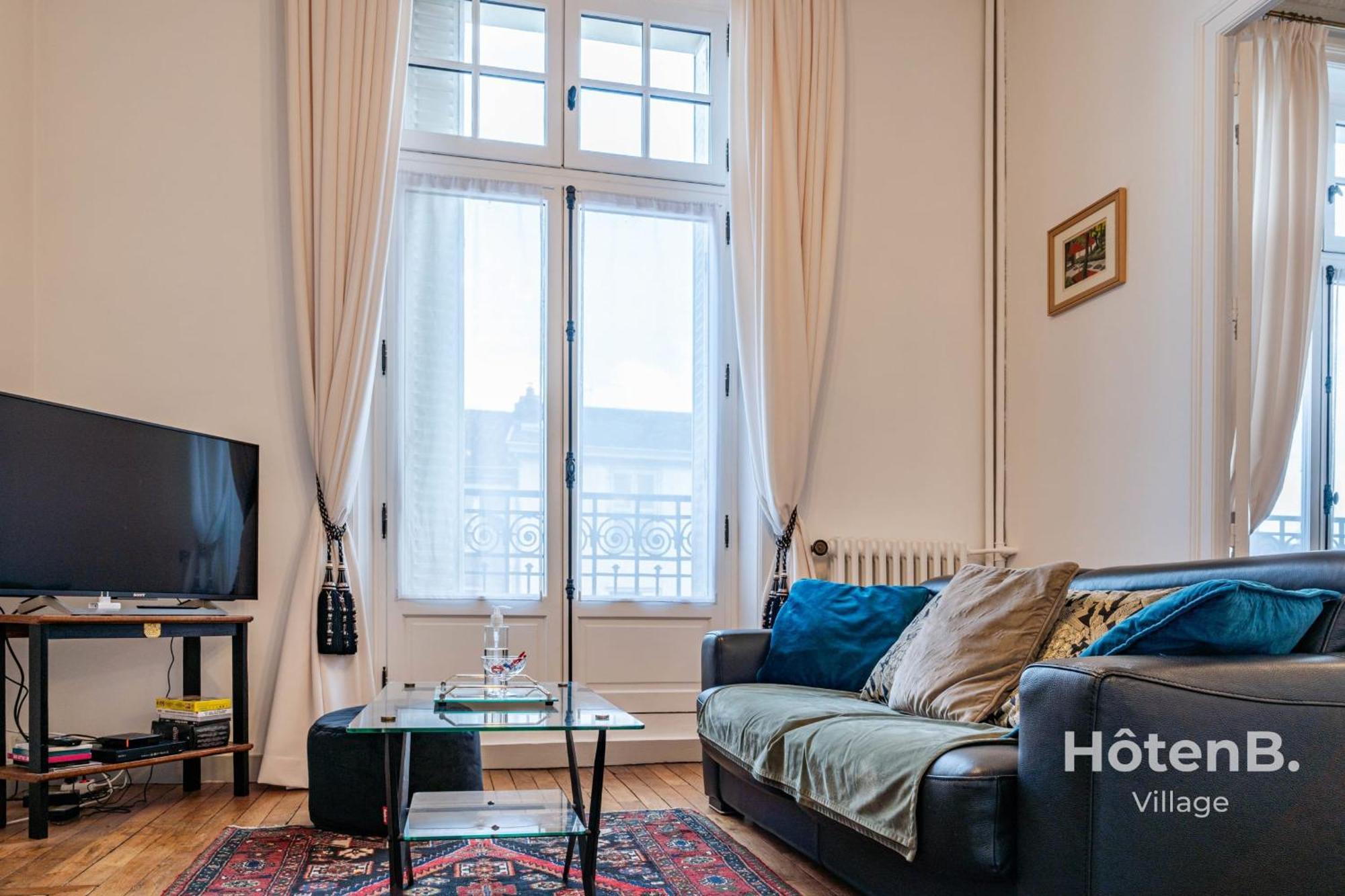 "Les Effrontes" Louis Blanc Charming Apartment Лимож Экстерьер фото