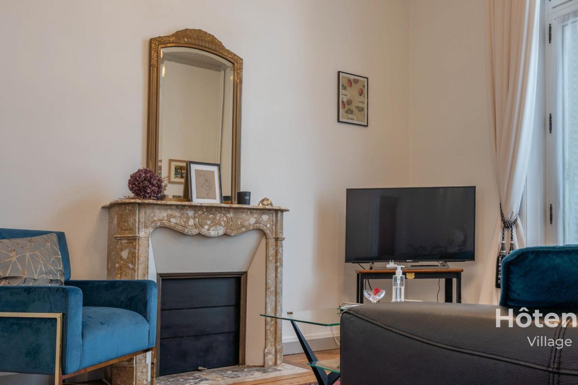 "Les Effrontes" Louis Blanc Charming Apartment Лимож Экстерьер фото