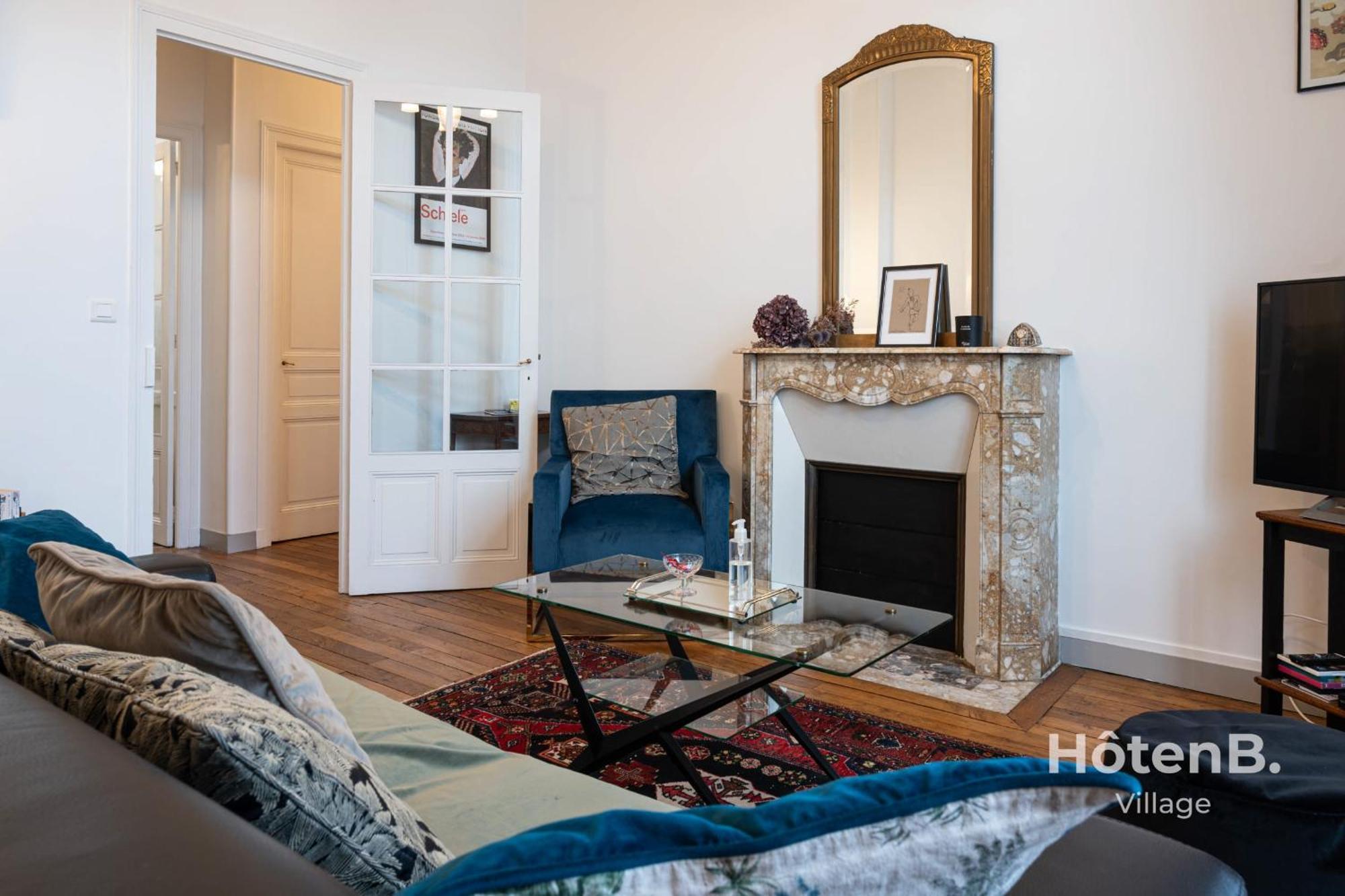 "Les Effrontes" Louis Blanc Charming Apartment Лимож Экстерьер фото