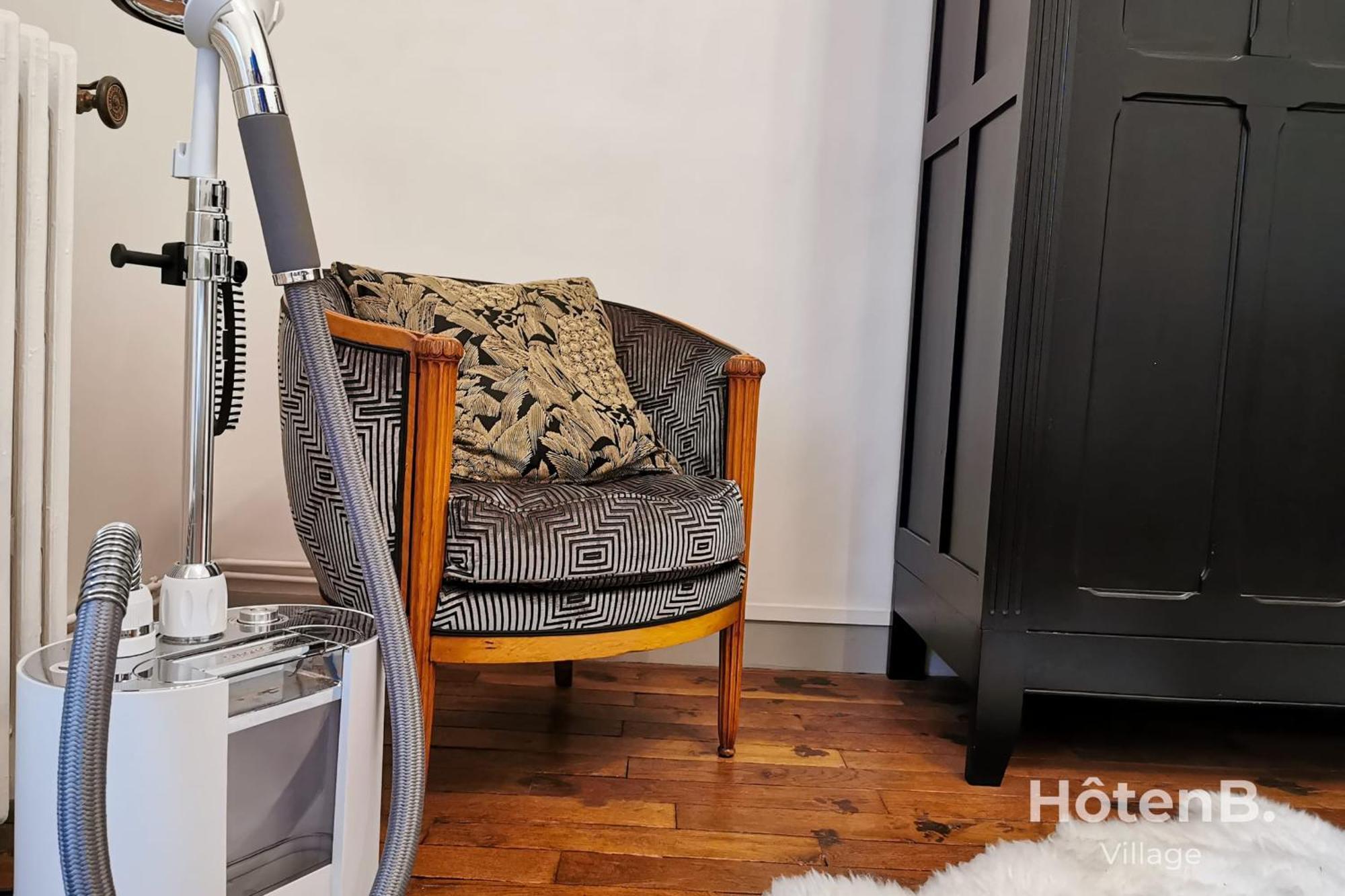 "Les Effrontes" Louis Blanc Charming Apartment Лимож Экстерьер фото